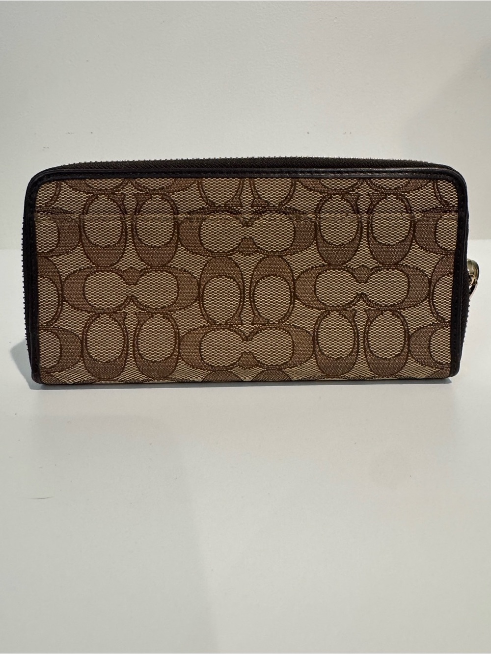 Coach F54633 Outline Signature Accordion Zip Wallet like new - Picture 3 of 11